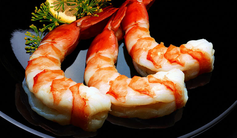black-tiger-cooked-peeled-tail-on-shrimp