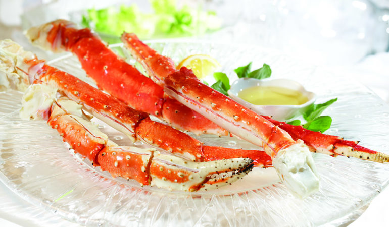 star-cut-red-king-crab-legs-and-claws