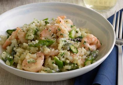 garlic-butter-shrimp-with-cheesy-cauliflower-risotto-and-asparagus-recipe